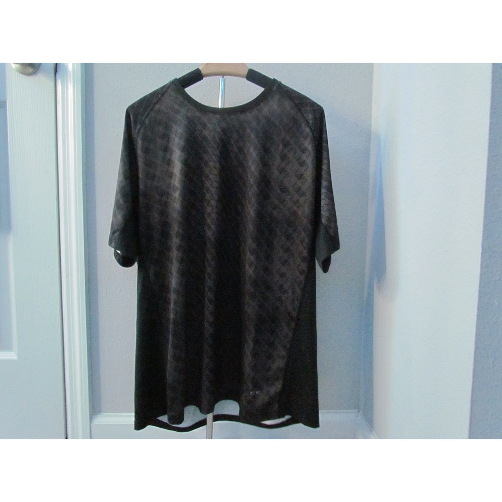 Calvin Klein Performance Shirt XL Black Geometric Short Sleeve Athletic Tee